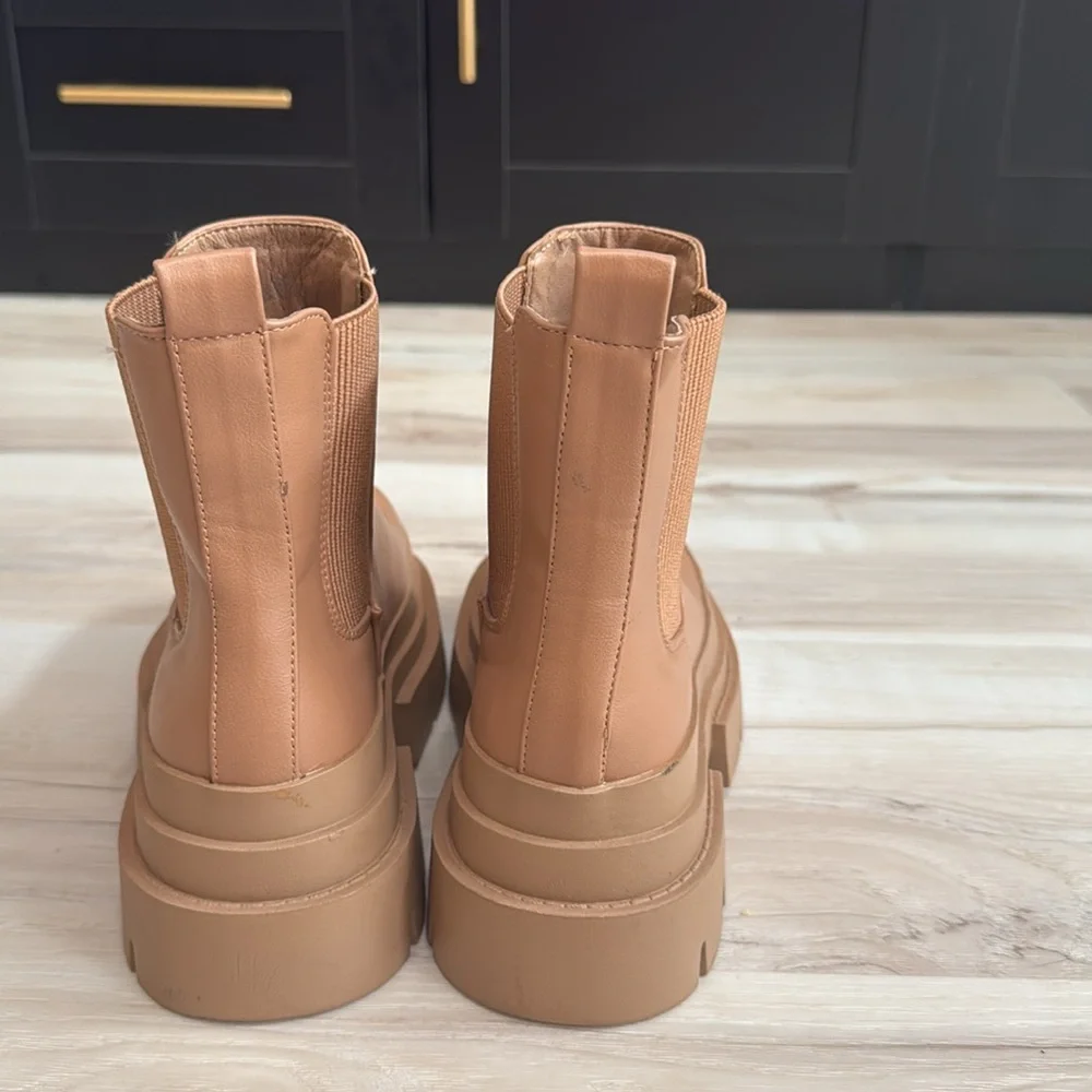 Topshop Brody Chunky Chelsea Boots Camel Tan Platform Lug Sole EU 38
